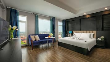 Executive Suite City view | ์๋ด ์ ๋ง