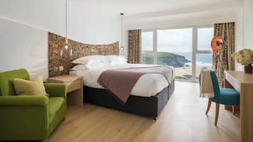 Double Room, Sea View | Desk, free WiFi, bed sheets