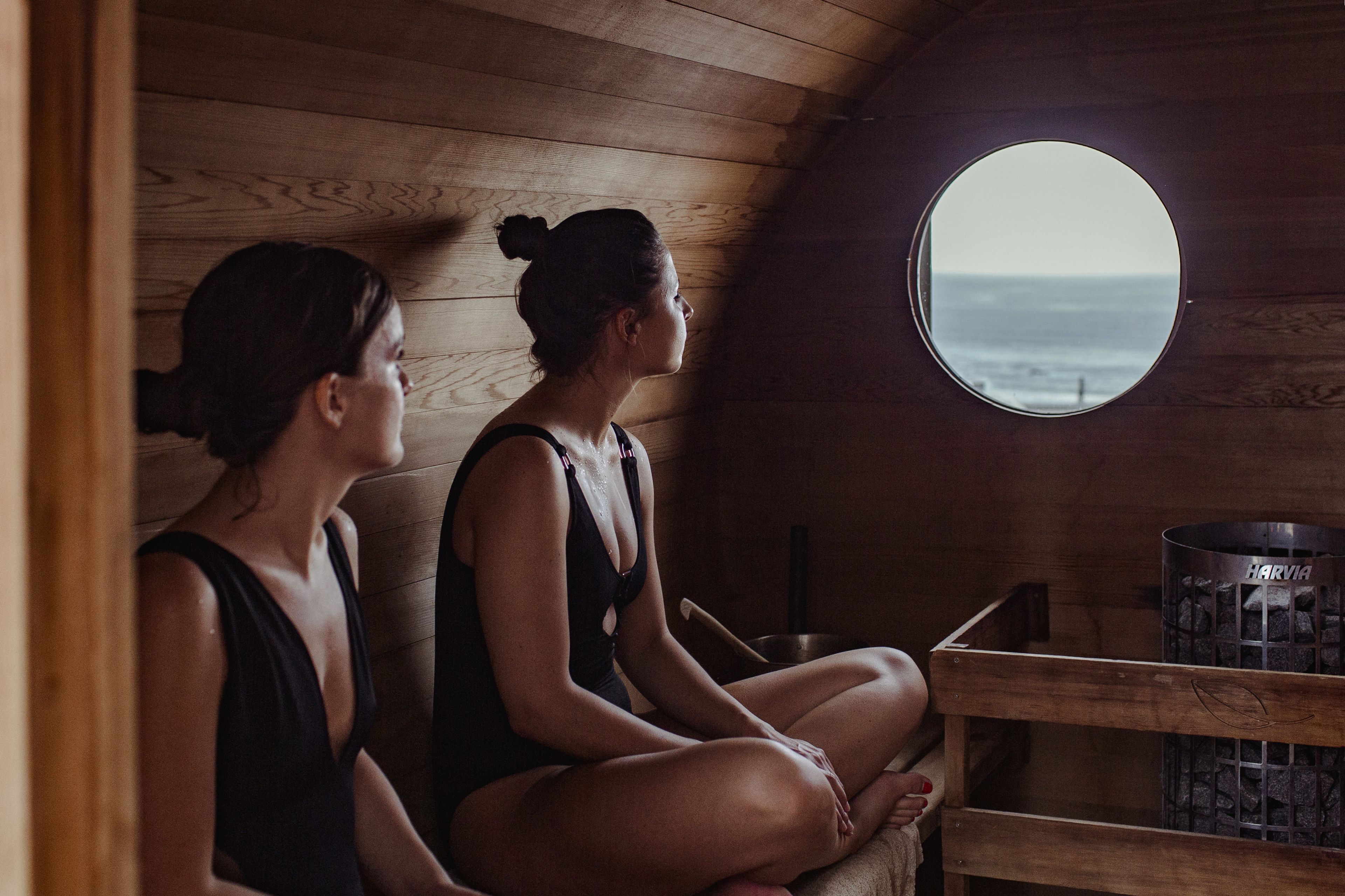 couples treatment room(s), sauna, hot tub, steam room