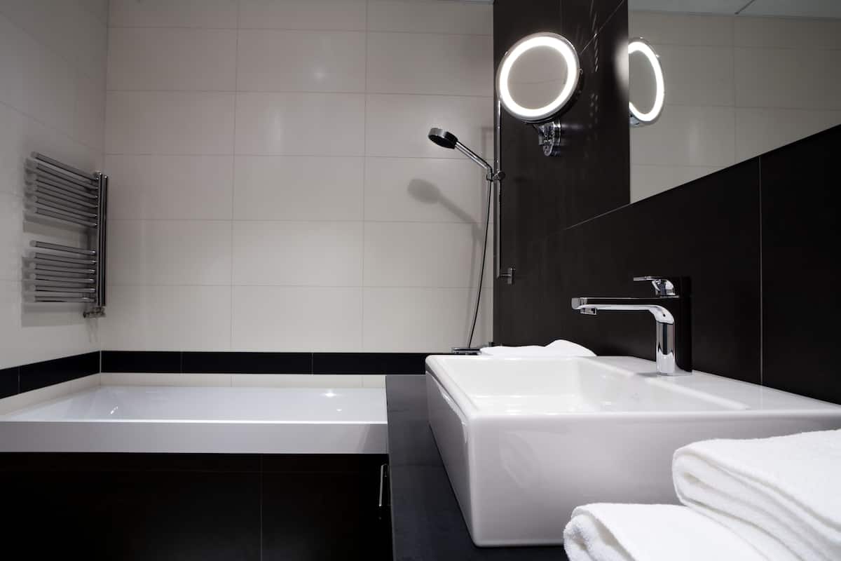 family room (free aquapark entrance) | hypo-allergenic bedding, in-room safe, desk, blackout curtains