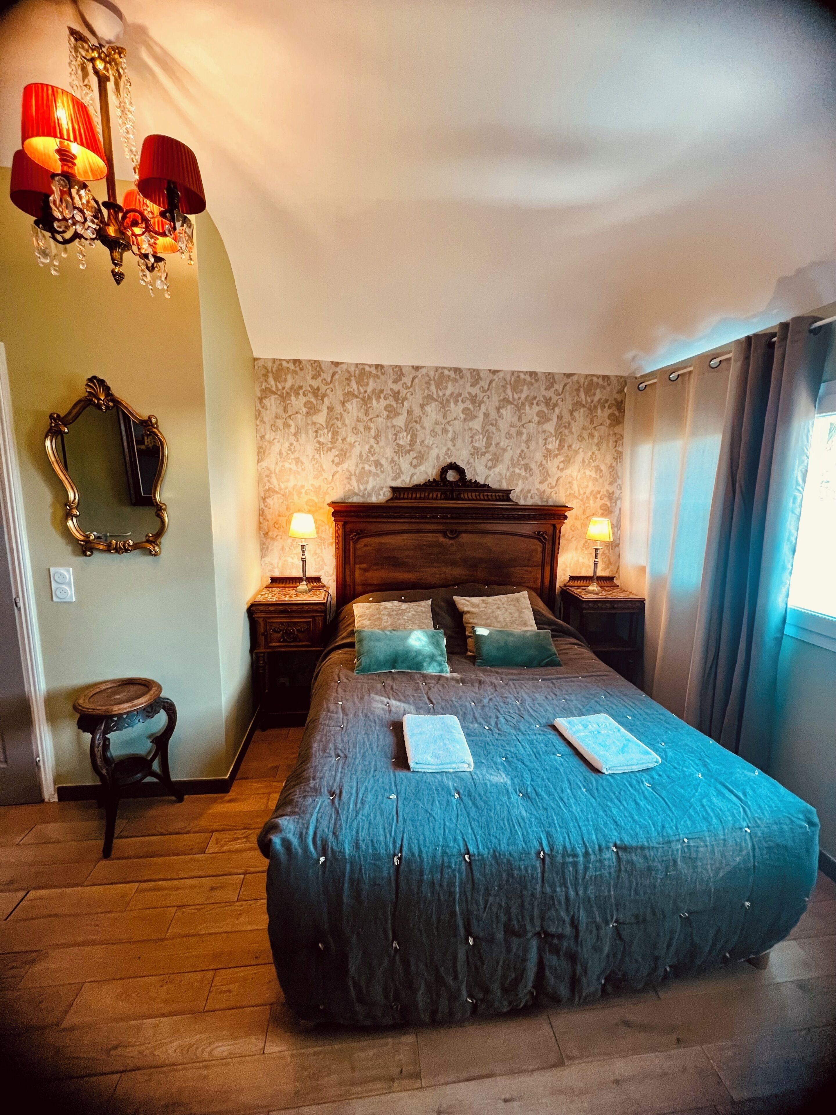 Superior Triple Room | In-room safe, individually decorated, individually furnished, desk