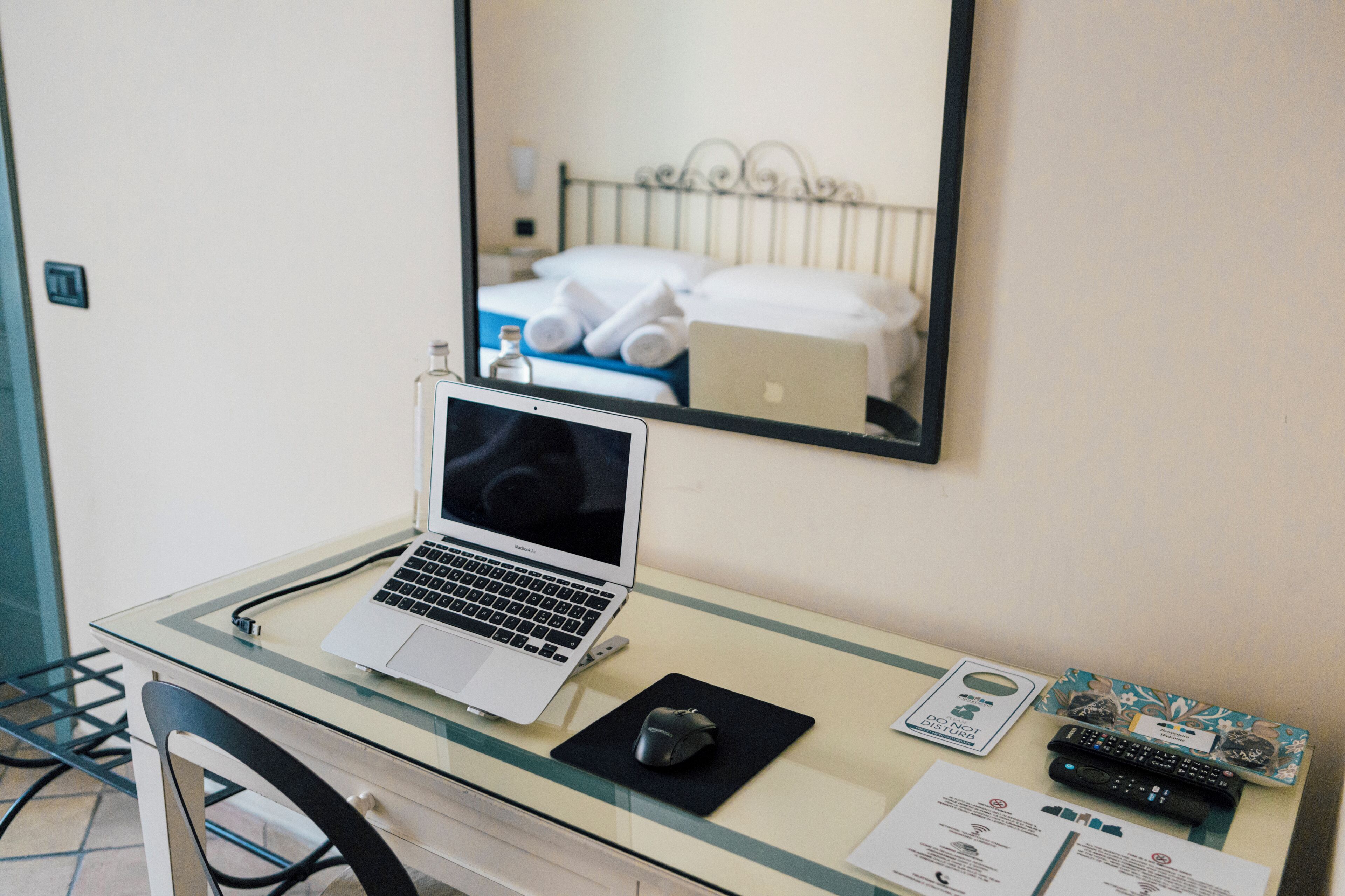 Businesscenter im Zimmer