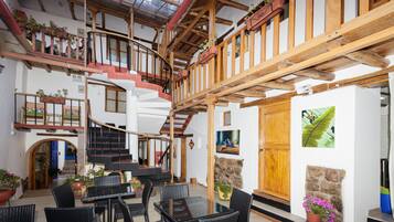 Camera doppia con letti singoli, bagno privato | Terrace/patio