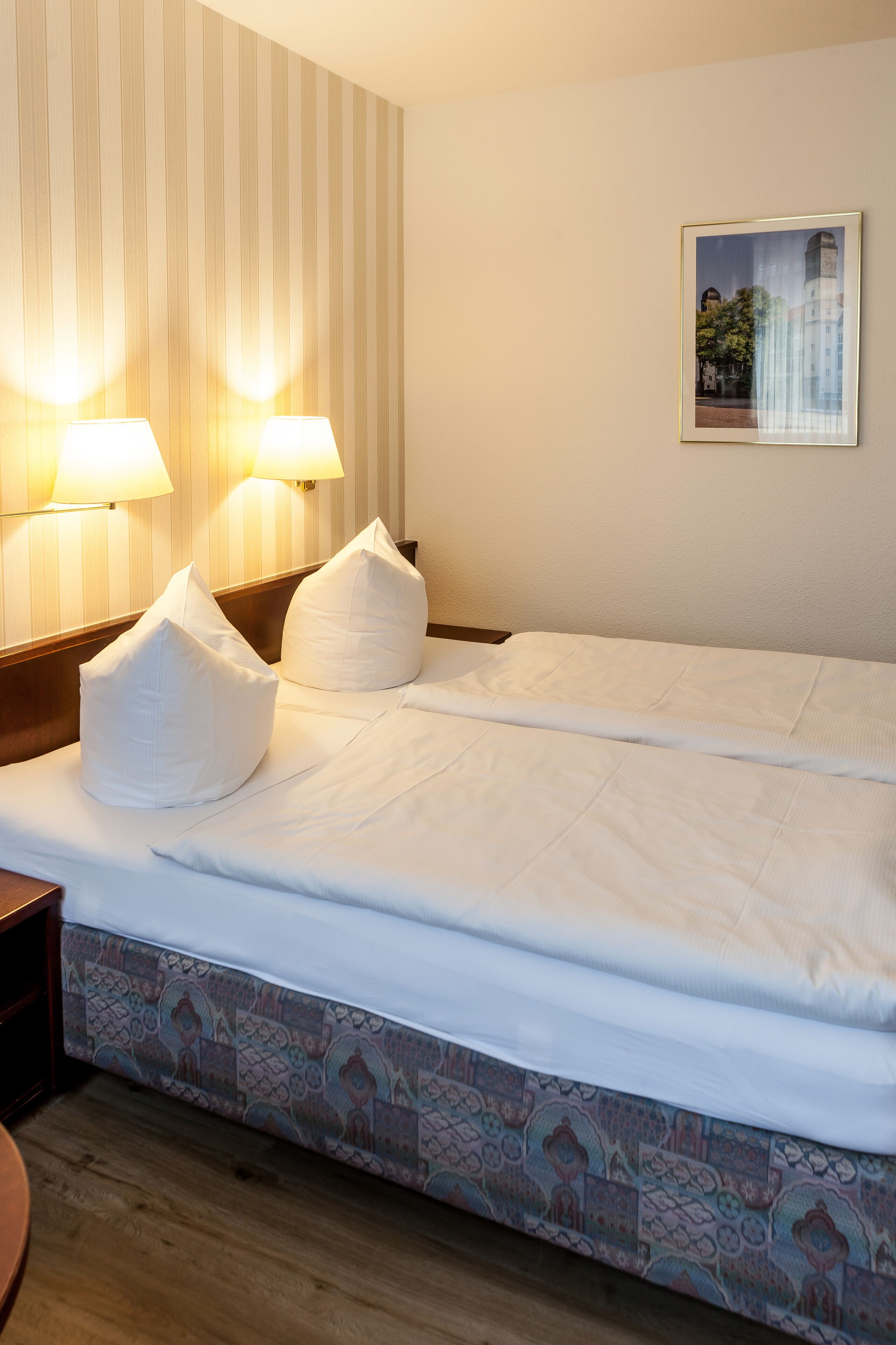 standard double room | individually decorated, individually furnished, desk, iron/ironing board