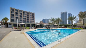 Piscina all'aperto