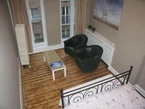 Habitación doble | Área de sala de estar