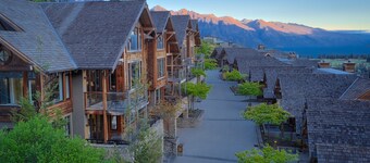 Commonage Villas by Staysouth