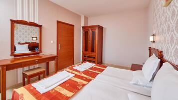 Leilighet, 1 soverom, balkong | Strykejern/-brett, wi-fi og sengetøy