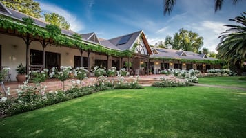 A. Standard room | Fachada da propriedade