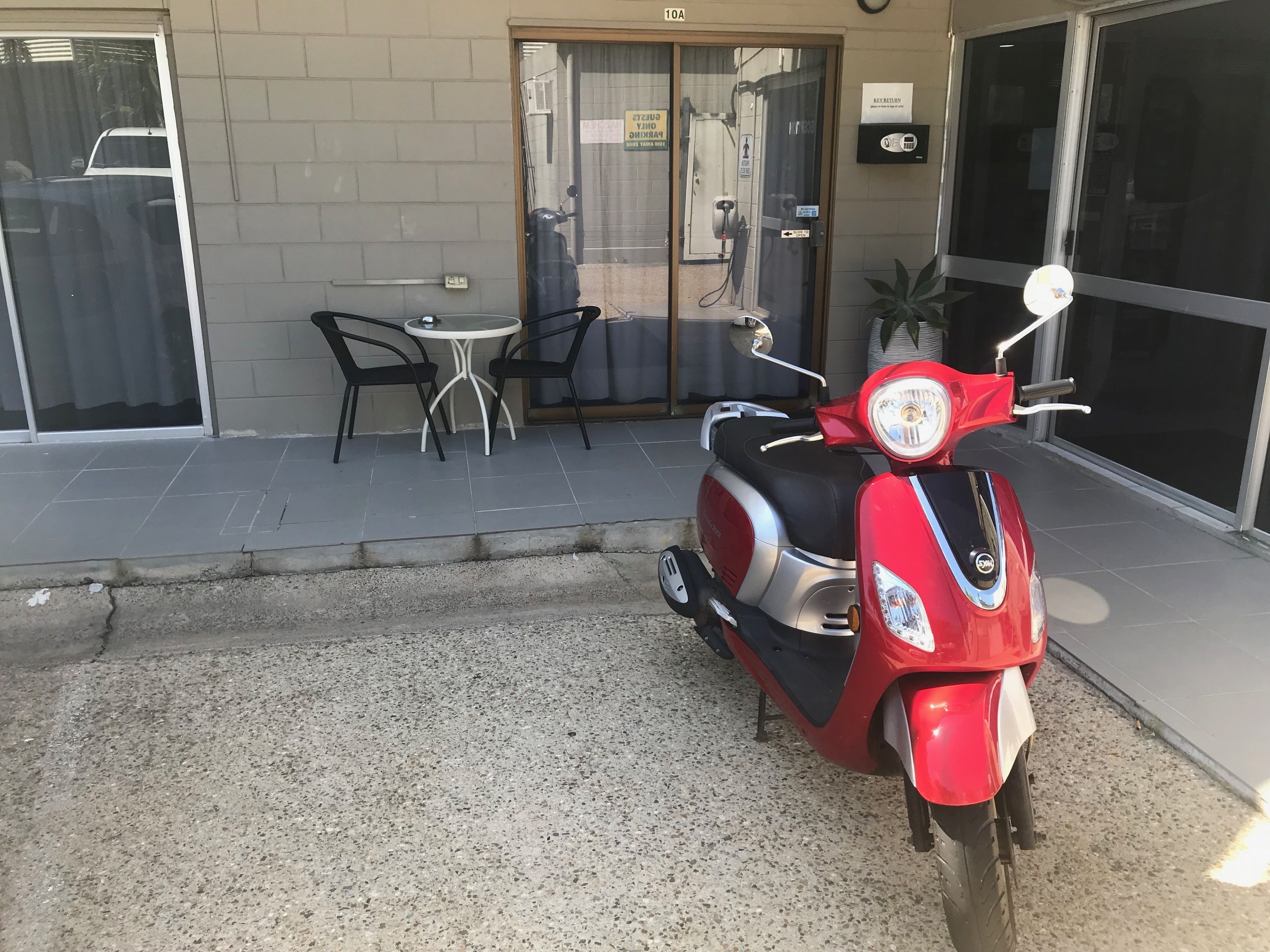 economy double  | terrace/patio