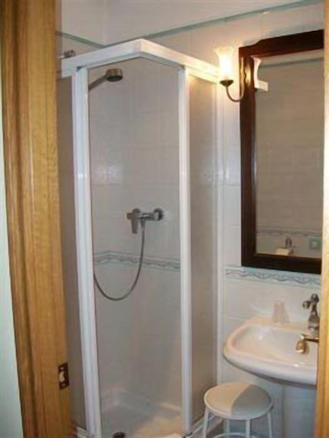 basic double room single use, 1 bedroom | bathroom | hair dryer, towels