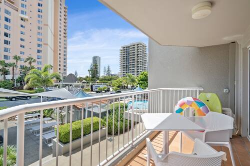 2 Bedroom Apartment | Terrace/patio