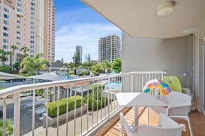 Apartamento estándar, 2 habitaciones | Terraza o patio