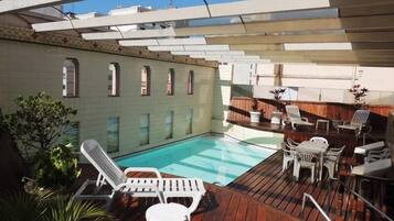Outdoor pool, pool loungers