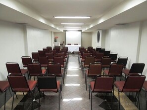 สถานที่จัดงานประชุม