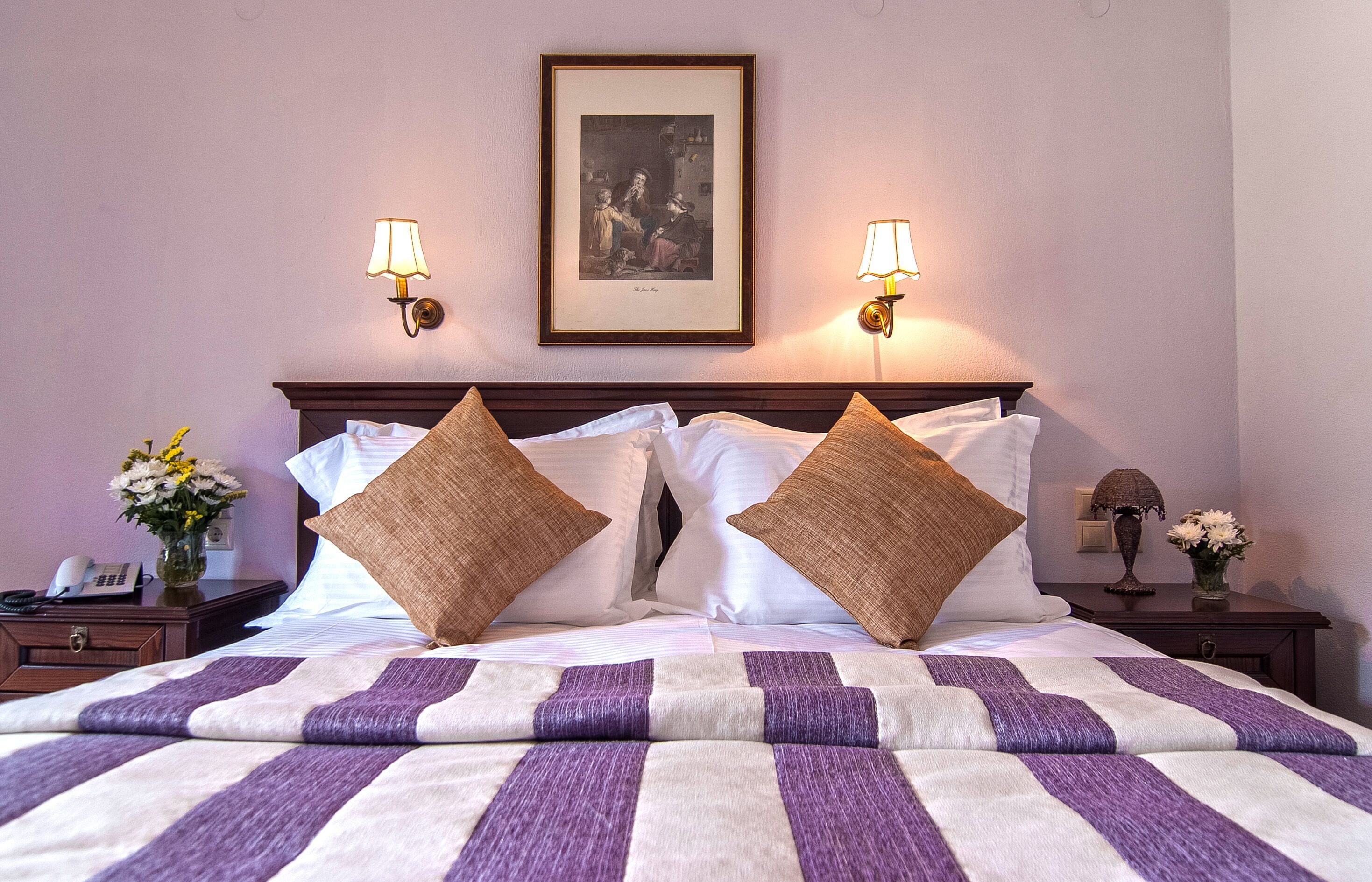 Superior Panoramic Double Room (Meteora View) | In-room safe, desk, soundproofing, free WiFi