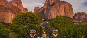 Doupiani House Hotel