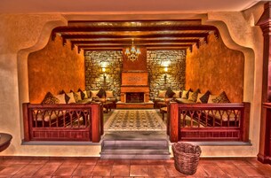 Área de estar no saguão