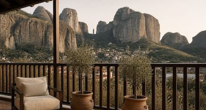 Doupiani House Hotel