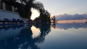 Outdoor pool - Demetriou Paradisos Hills (Lysos)