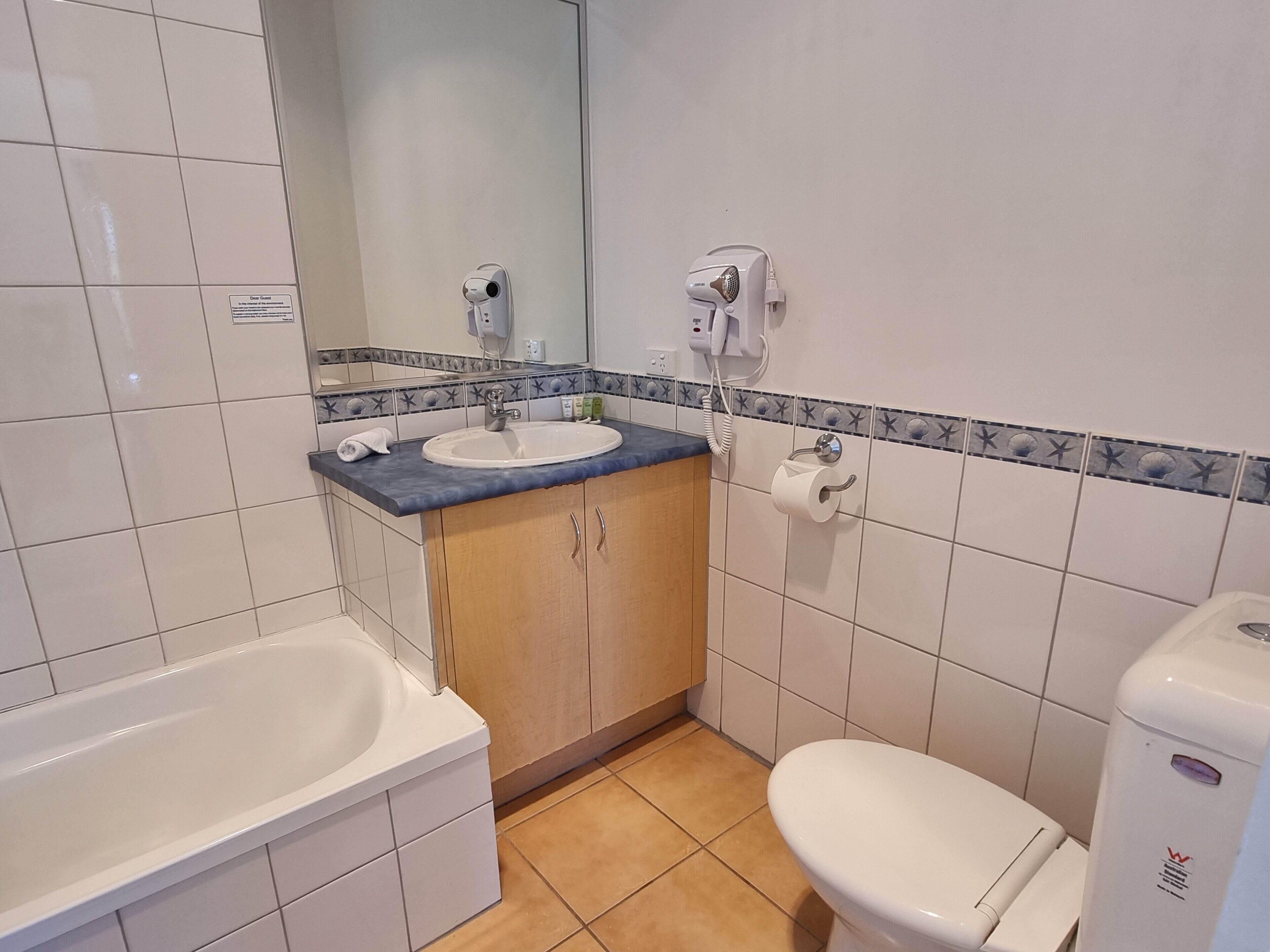 one bedroom apartment | bathroom | shower, free toiletries, hair dryer, towels