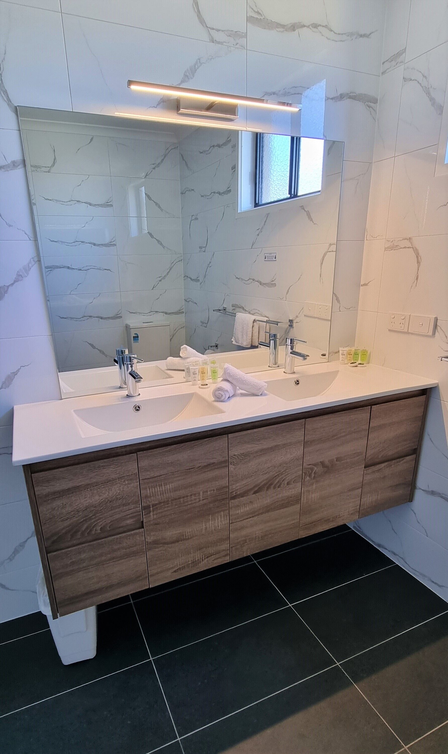 family studio with patio | bathroom | shower, free toiletries, hair dryer, towels