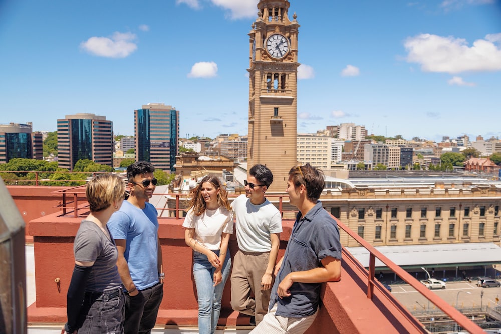 YHA Sydney Central by null