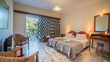 Zimmersafe, BĂŒgeleisen/BĂŒgelbrett