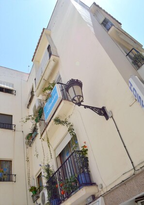 Exterior detail - Hostal Altamar (Almunecar)