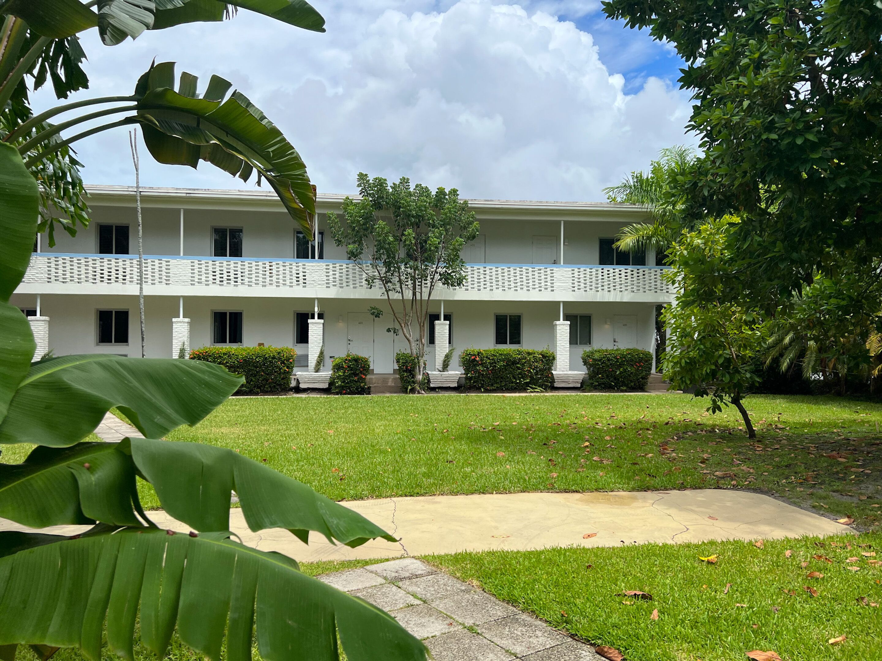 Photo - Beach Gardens