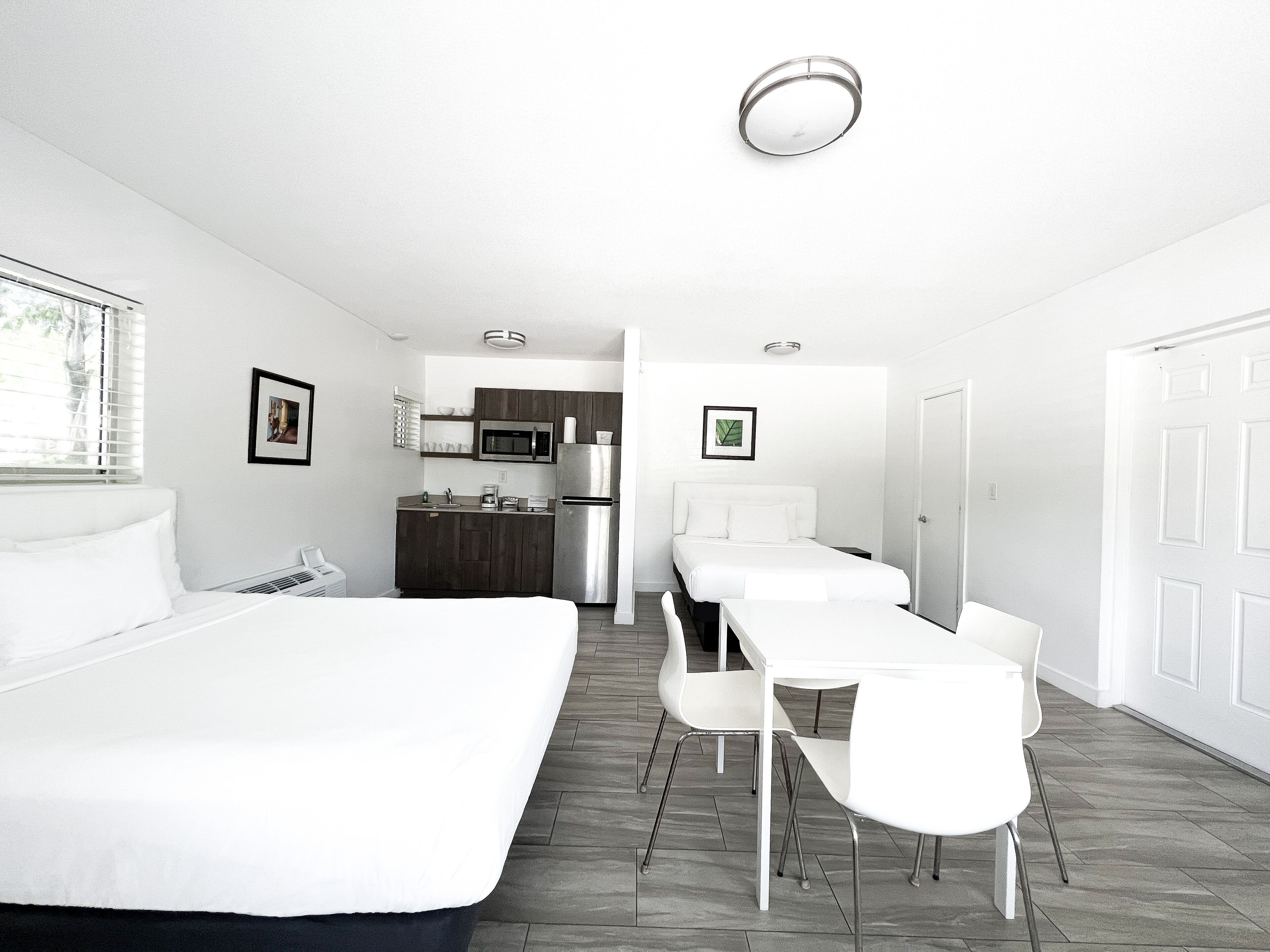 Photo - Beach Gardens