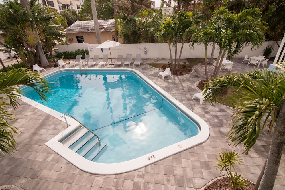 Beach Gardens A North Beach Village Resort Hotel
