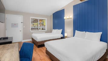 Standardrum - 2 queensize-sängar | 1 sovrum, duntäcken, strykjärn/strykbräda och gratis wi-fi