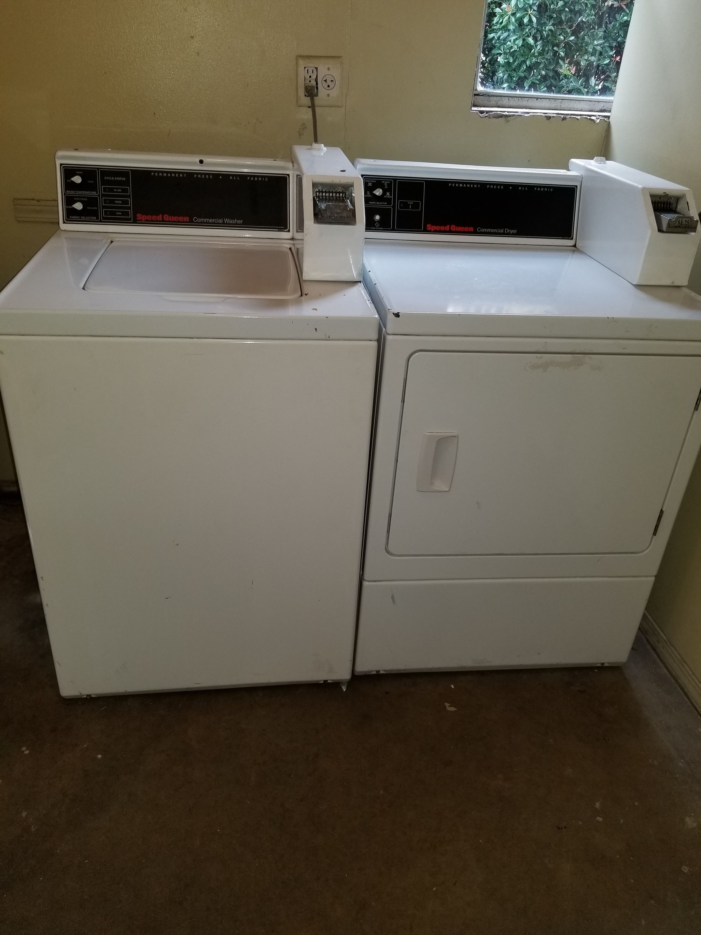 Photo - Executive Inn