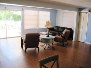 House, 3 Bedrooms, Corner | Living area | Flat-screen TV
