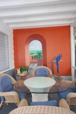 Double Room, 2 Bedrooms, Poolside | In-room dining