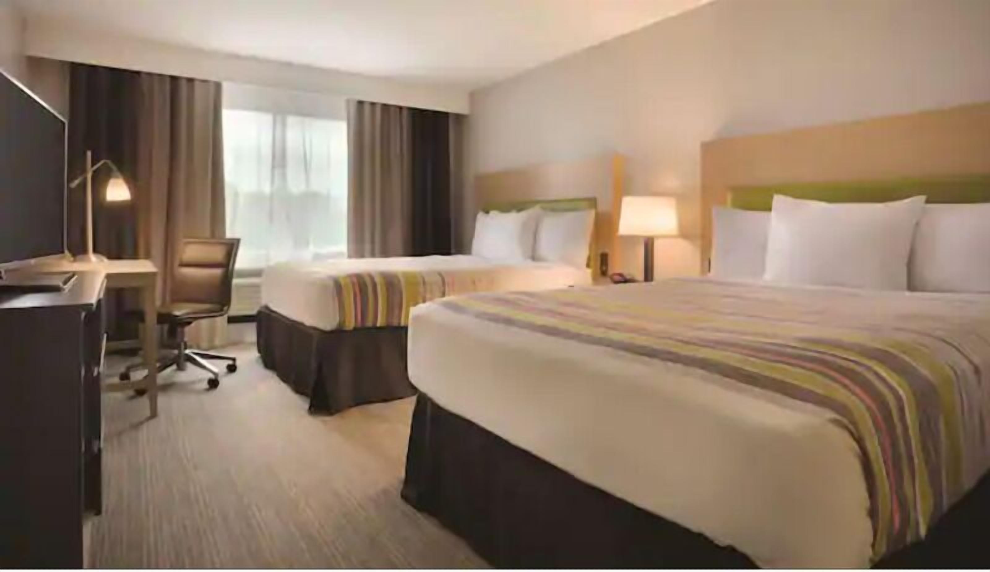 書桌、遮光窗簾/窗簾、隔音、熨斗/熨衫板