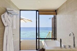 View from room - ROBINSON MALDIVES - Adults only - All Inclusive (Funamadua)