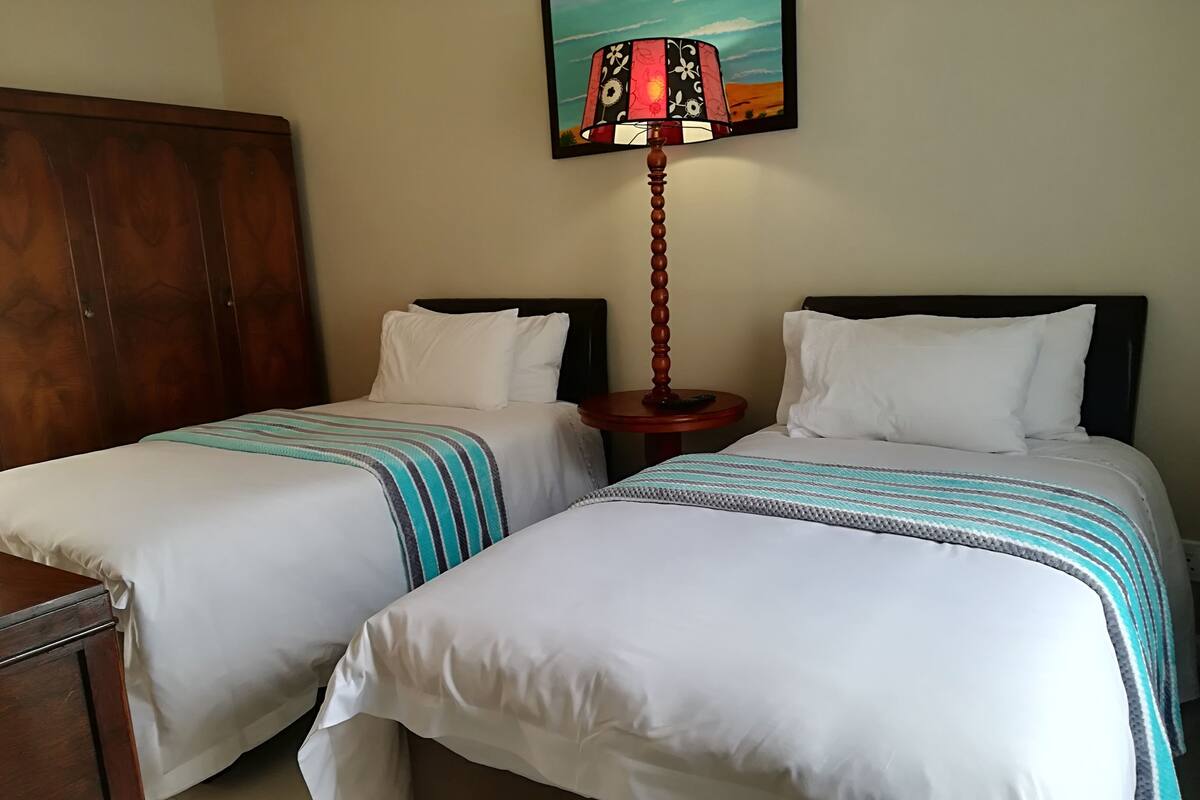 Luxury Twin Standard Room  | 객실에서 보이는 전망