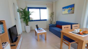 Apartamento, 1 habitación, balcón (2 People) | 1 dormitorio, cunas (de pago), ropa de cama