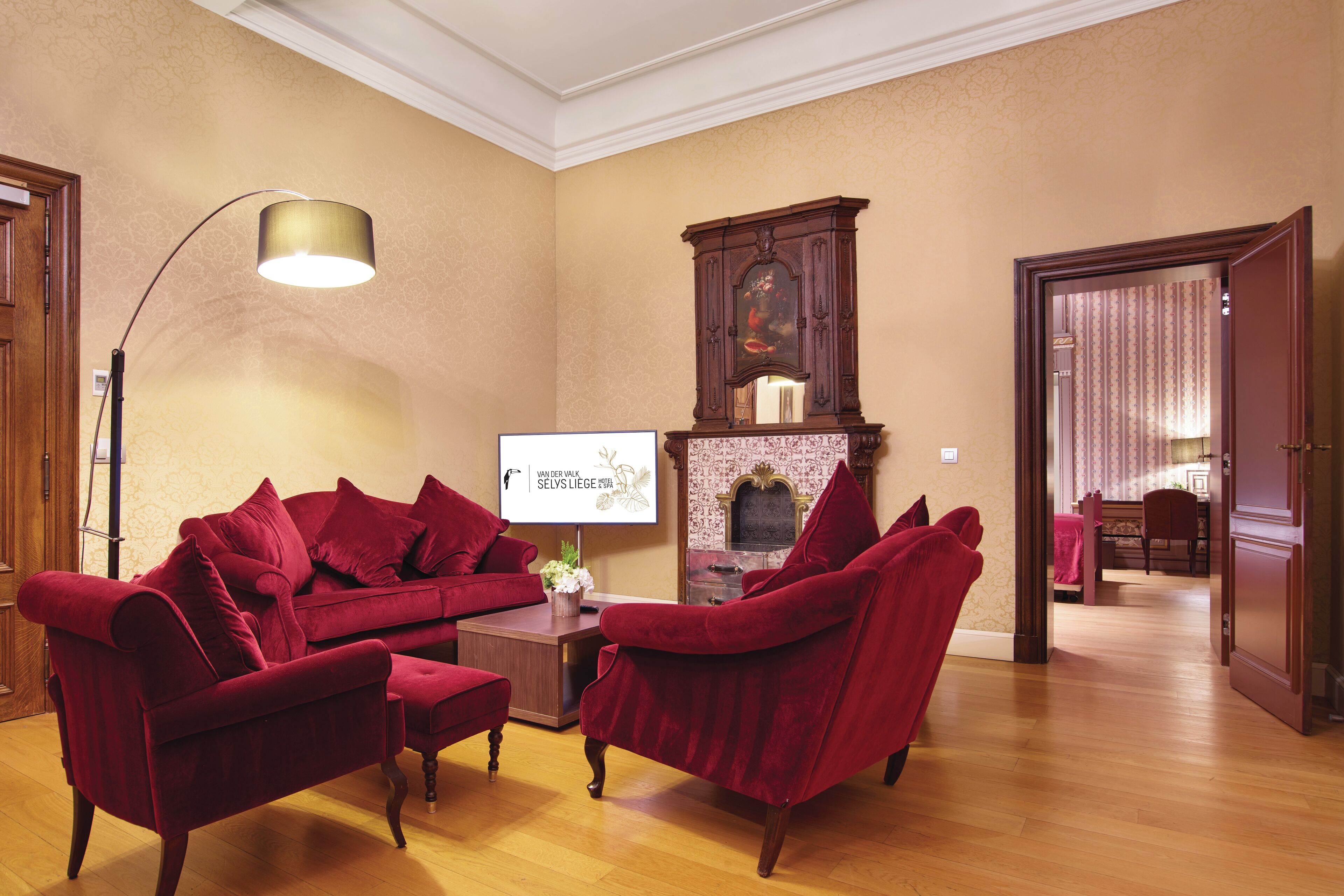 royal suite | 1 bedroom, frette italian sheets, hypo-allergenic bedding, minibar