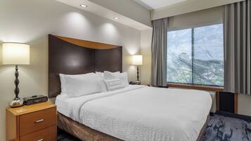 Premium bedding, down duvets, pillow-top beds, desk