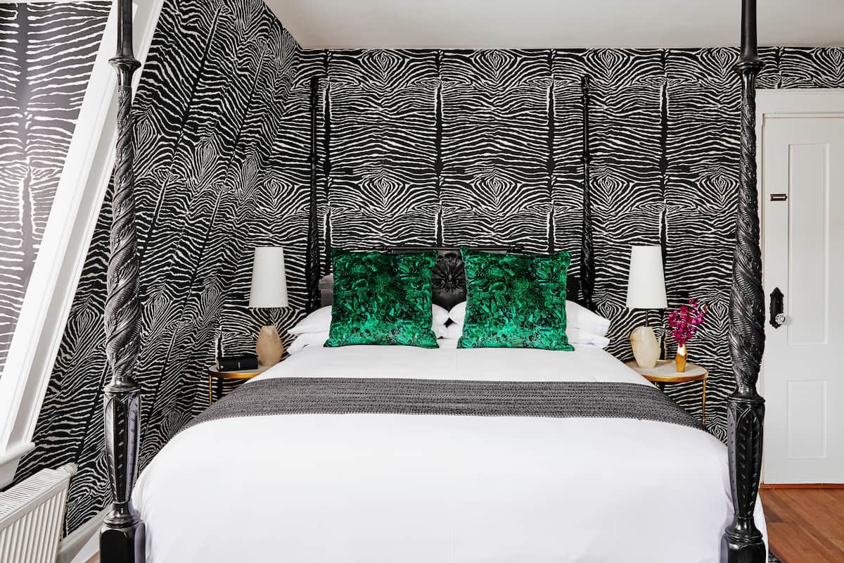 Room, 1 Queen Bed (Swann Room)