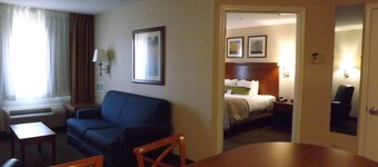 Candlewood Suites Fredericksburg by IHG