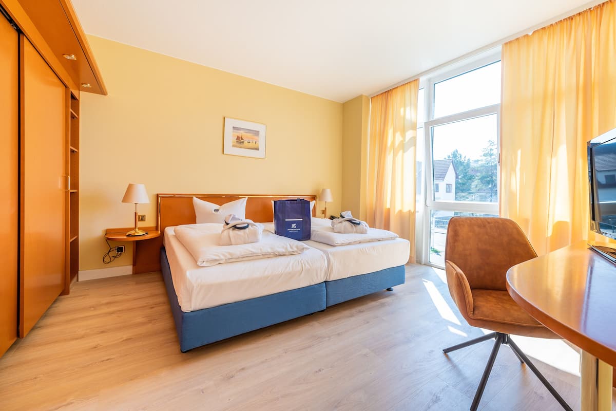 Suite Deluxe, 1 cama de matrimonio, vistas a la ciudad (Countryside View) | 1 dormitorio, ropa de cama hipoalergénica, minibar y caja fuerte