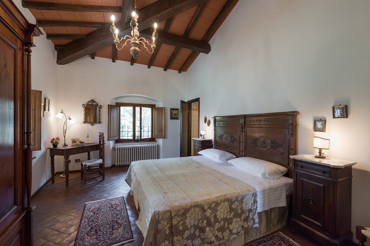 Superior Double Room | 1 bedroom, desk, free cots/infant beds, rollaway beds