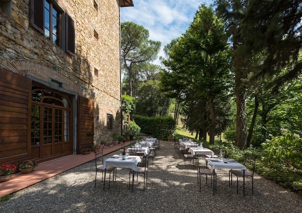 Restauration extérieure