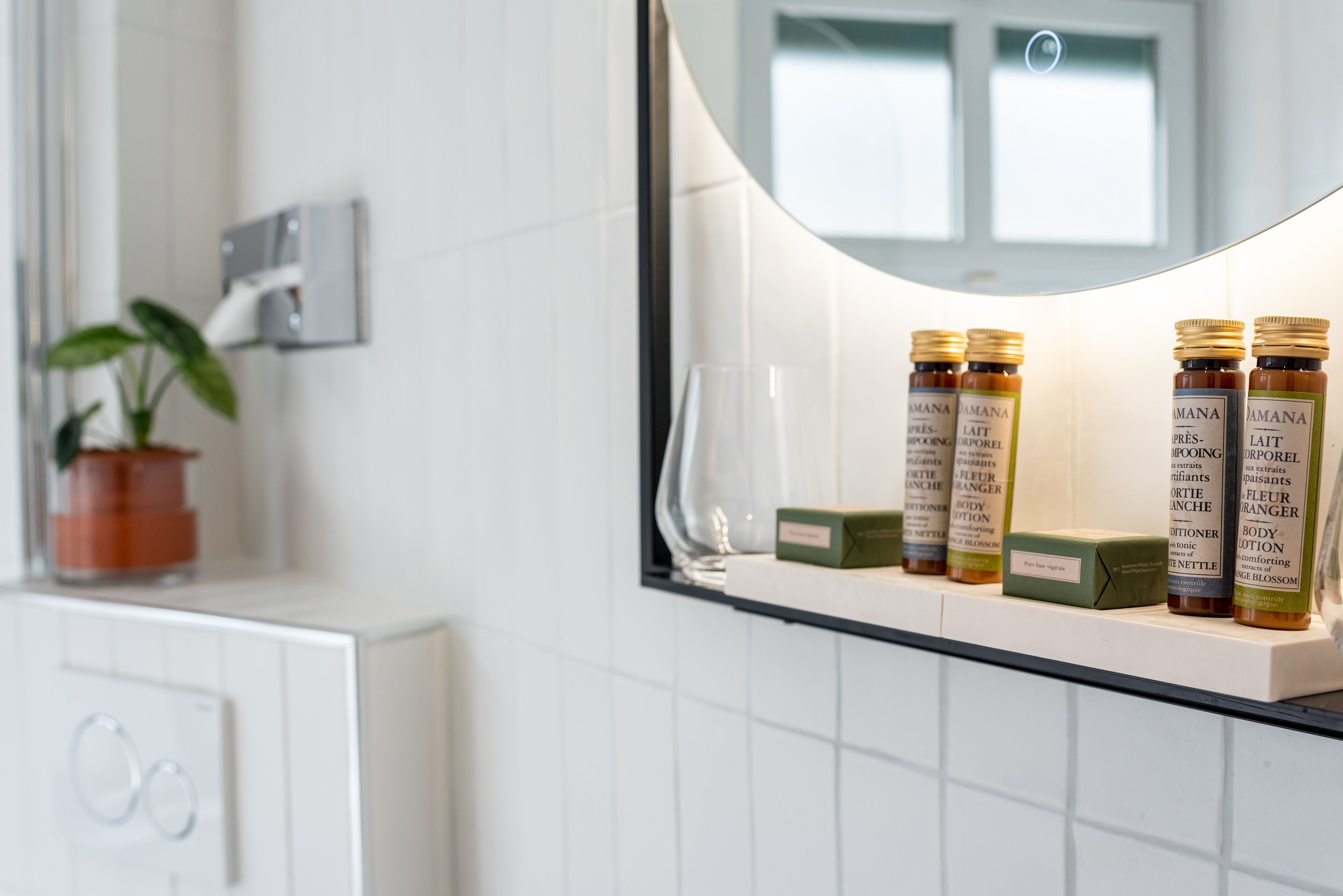 comfort double room, bathtub | bathroom | free toiletries, hair dryer, bathrobes, slippers