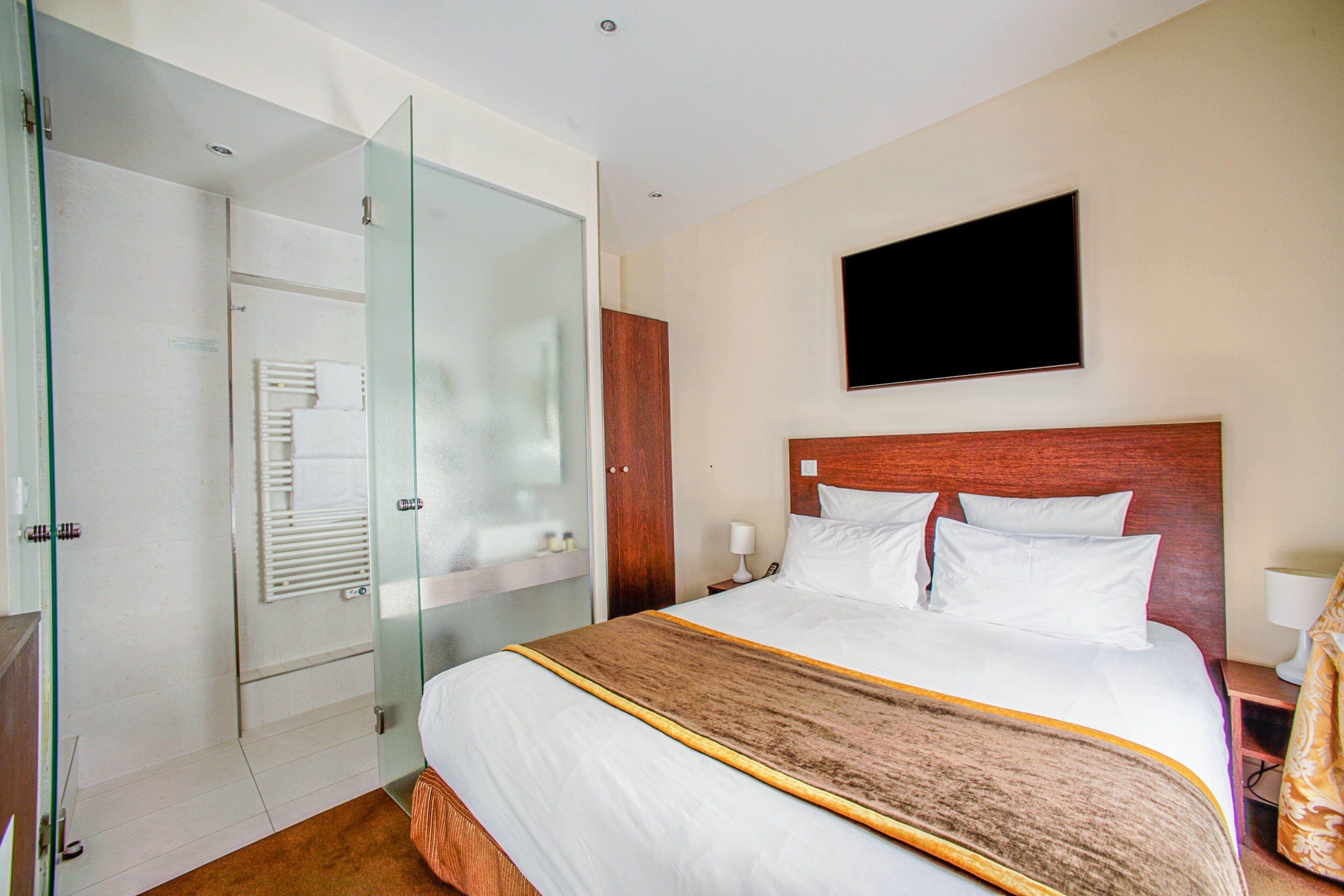 Photo - Queens Boutique Hotel