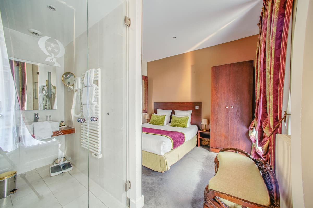 Superior-Doppelzimmer (Shower)